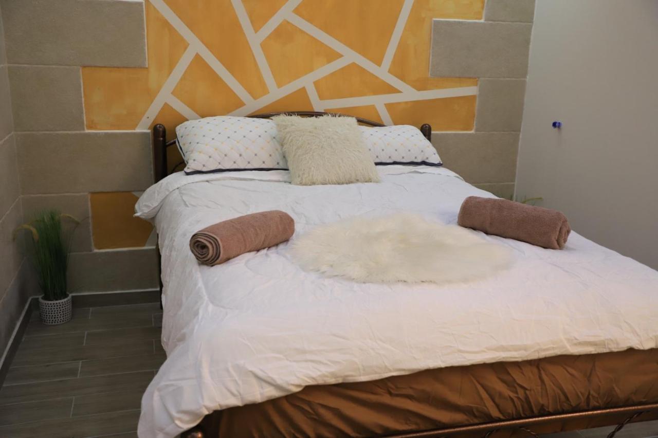 Marina Room Acre Luaran gambar